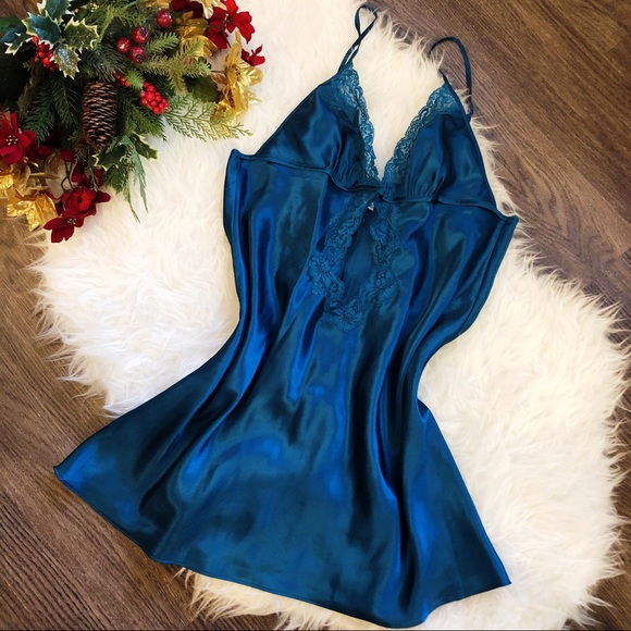 Frederick's of Hollywood Other - VINTAGE FREDERICK’S OF HOLLYWOOD SILKY SLIP DRESS